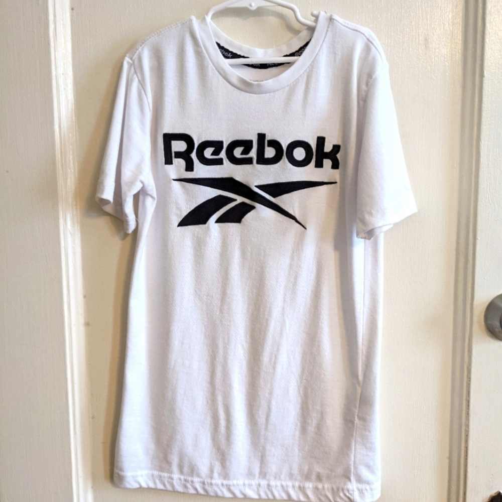Reebok White and Black Short Sleeve Tees